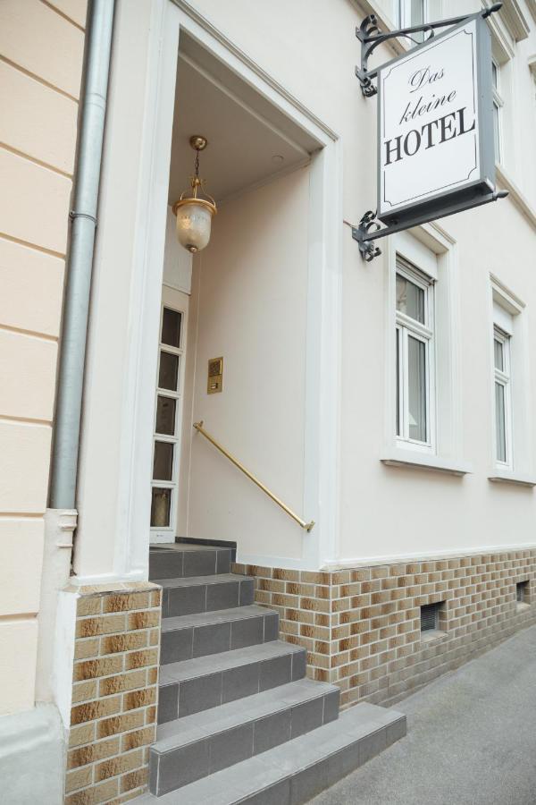 Das Kleine Hotel In Ruhiger Stadtlage Wiesbaden Exteriör bild